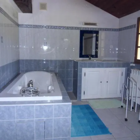 Des Guitares Gers Feriehus *